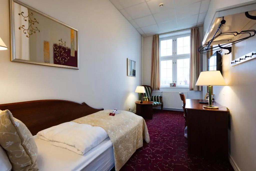 hotel image 9