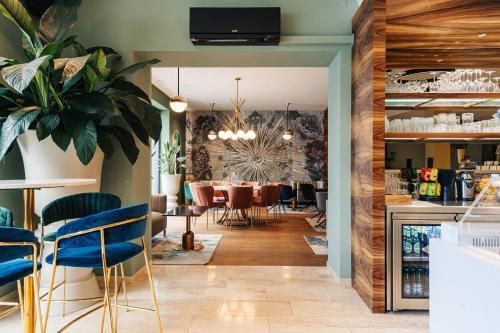 hotel image 9