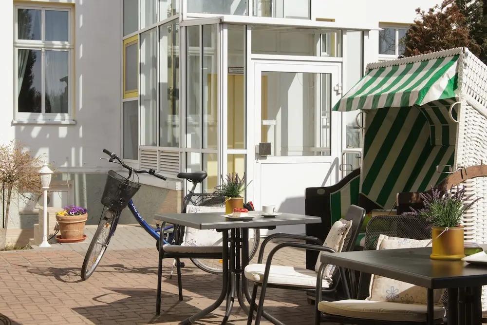 hotel image 16