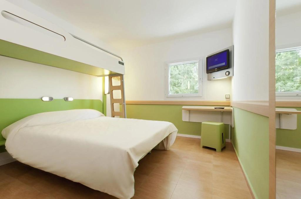 hotel image 13