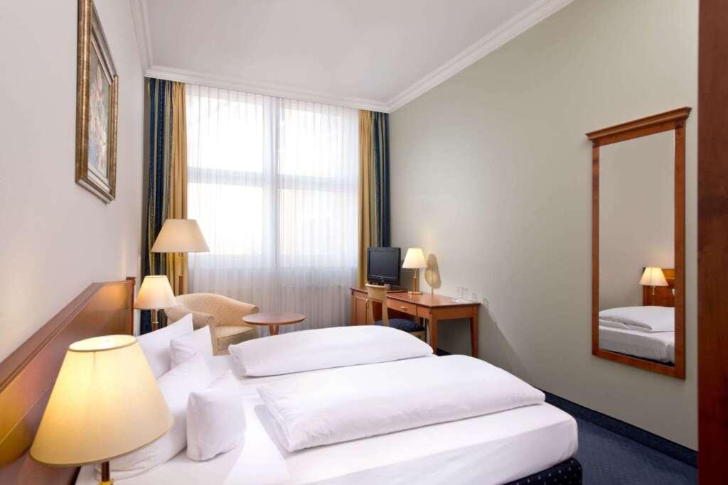 hotel image 8
