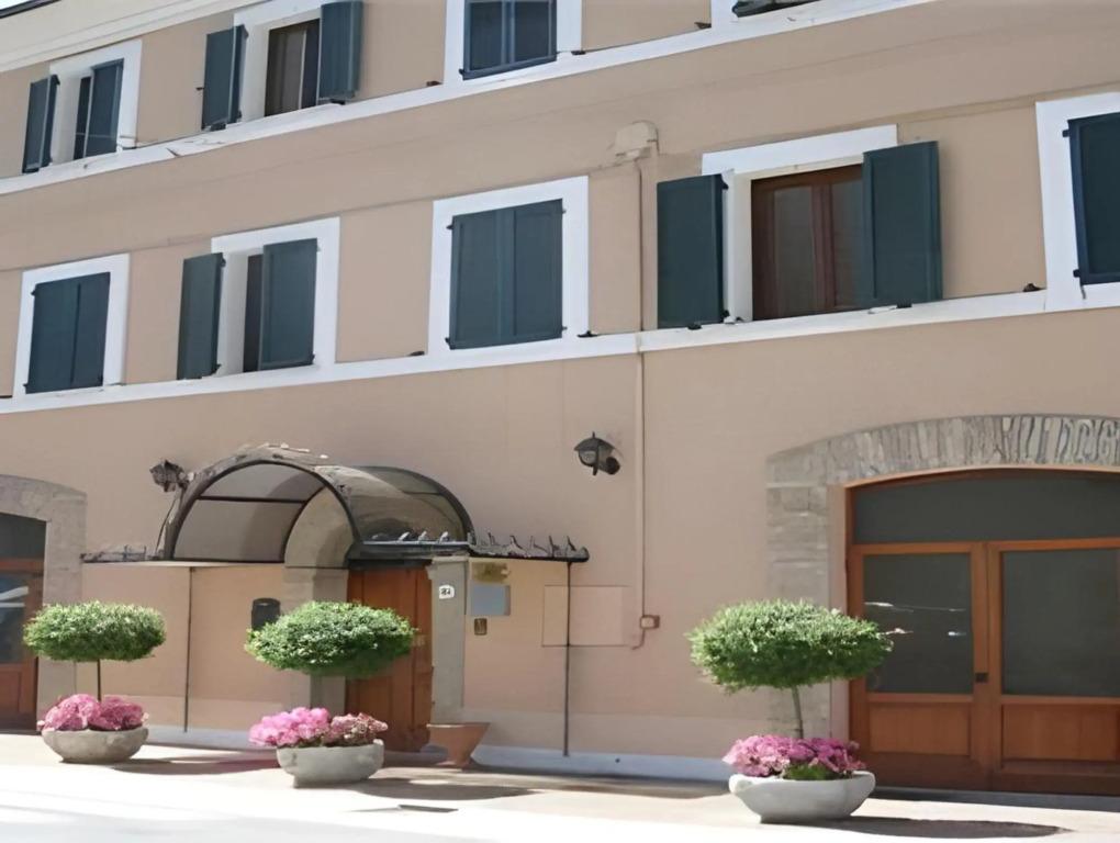 hotel image 8