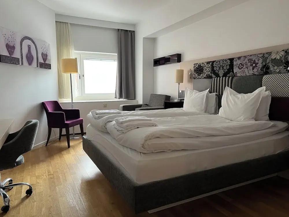 hotel image 11