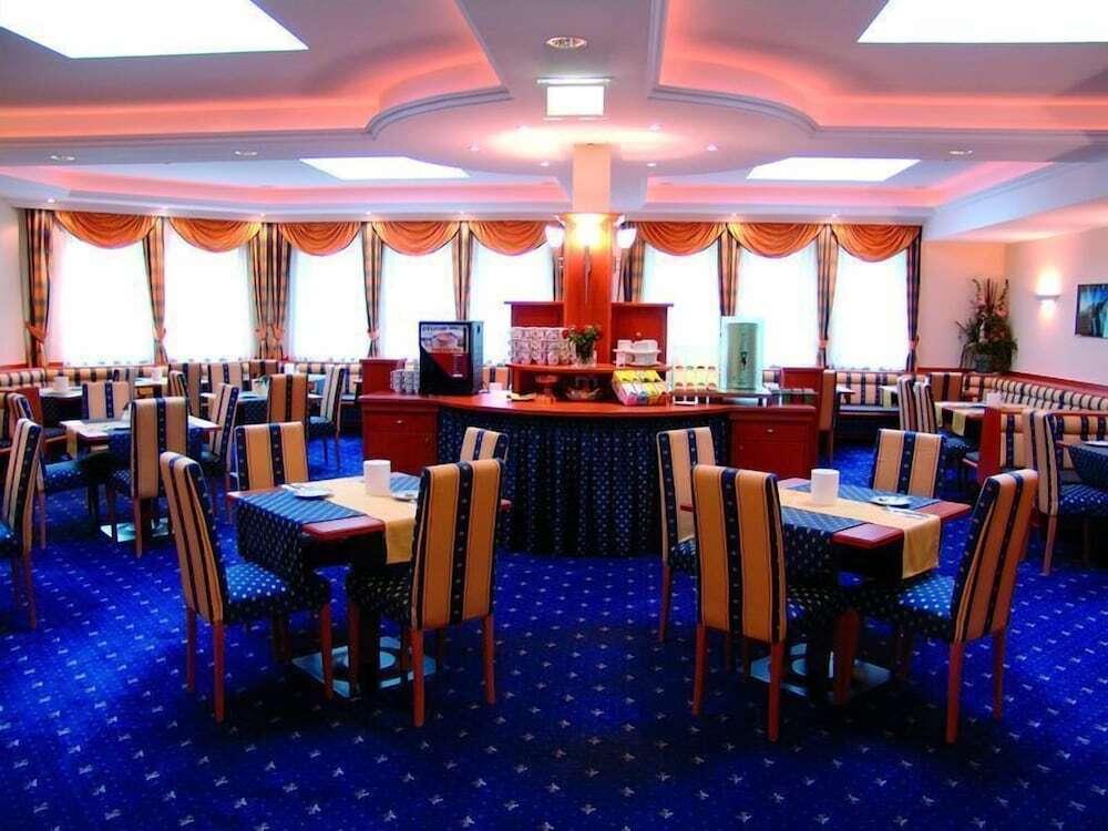 hotel image 13