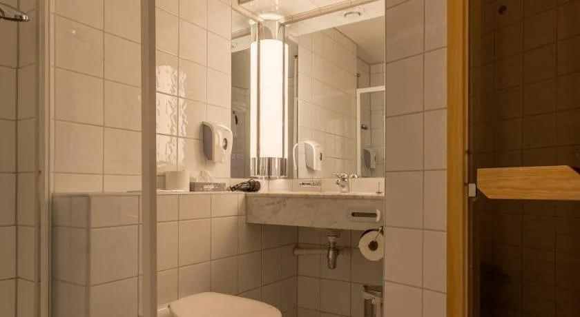 hotel image 10