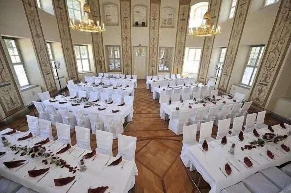 hotel image 16