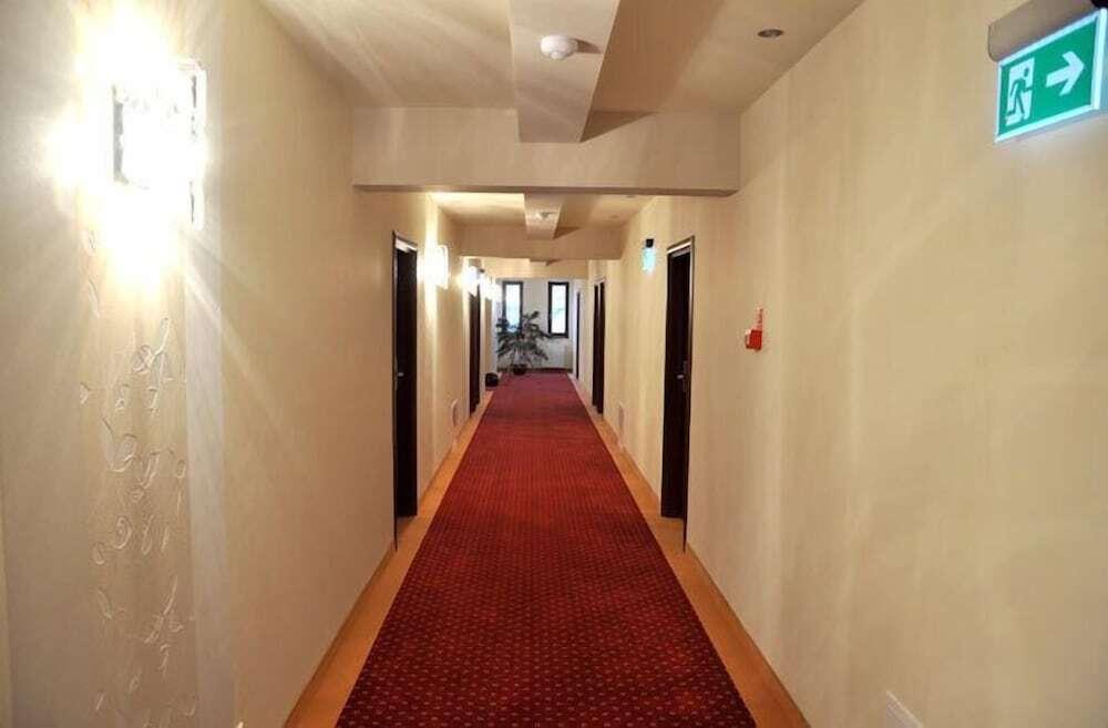 hotel image 13