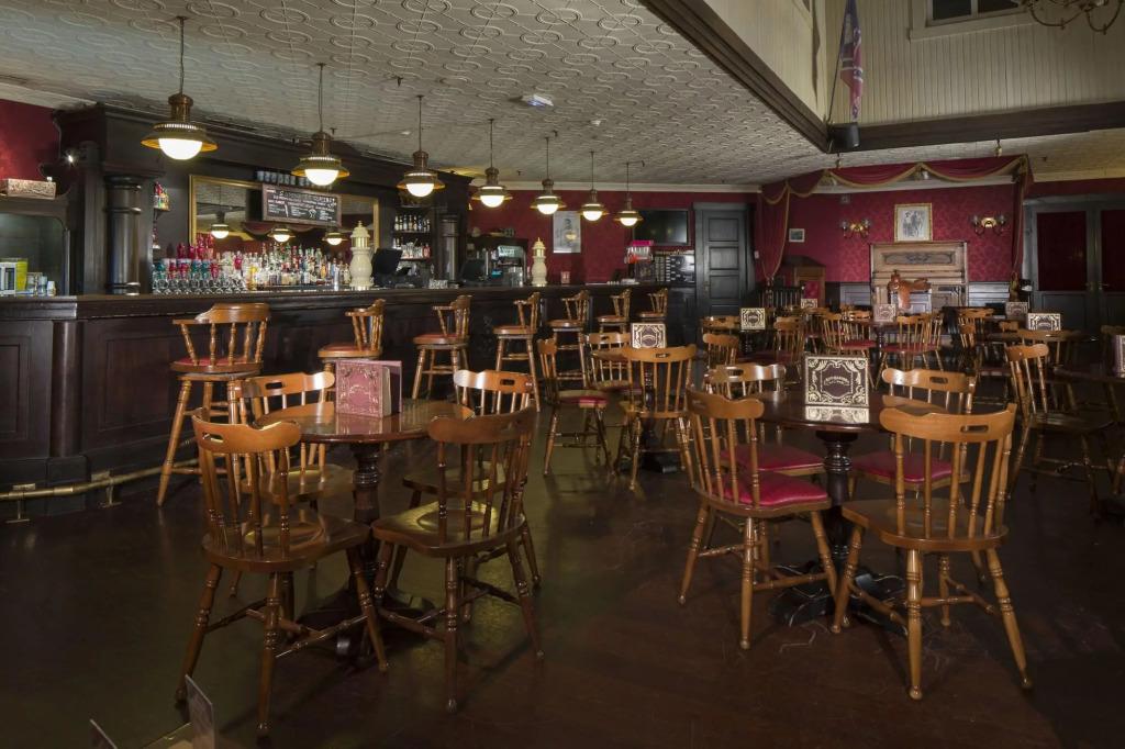 hotel image 10