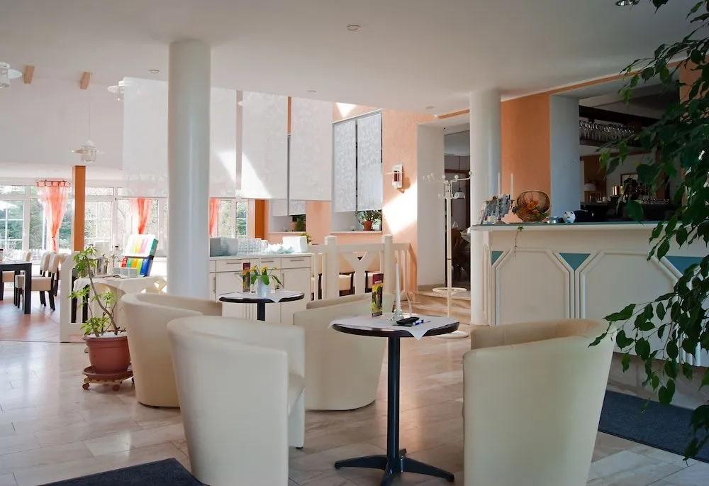 hotel image 16