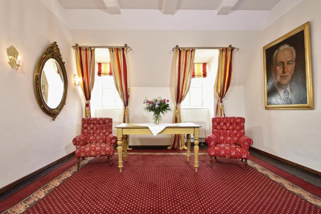 hotel image 10