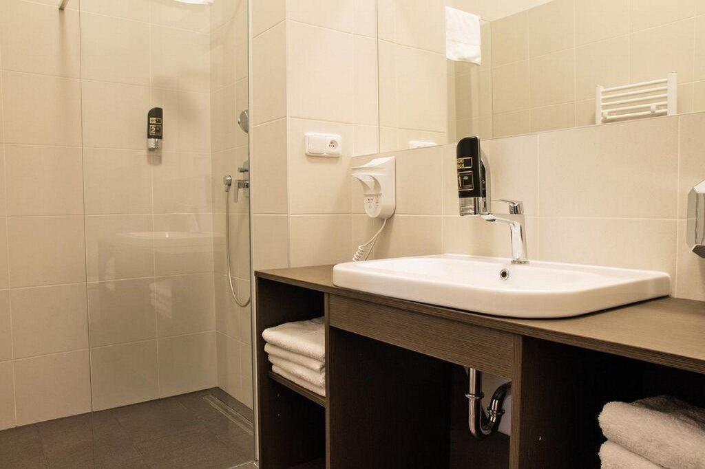 hotel image 8