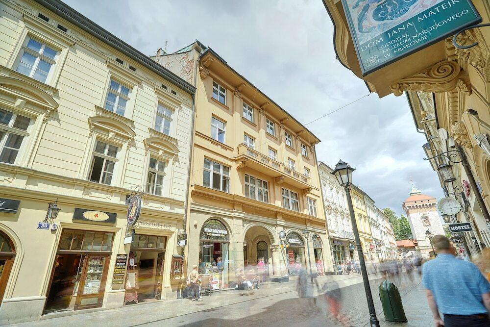 hotel image 8