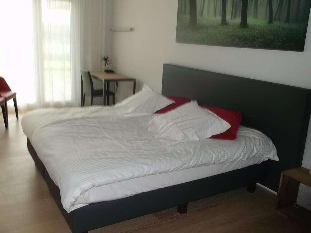 hotel image 12