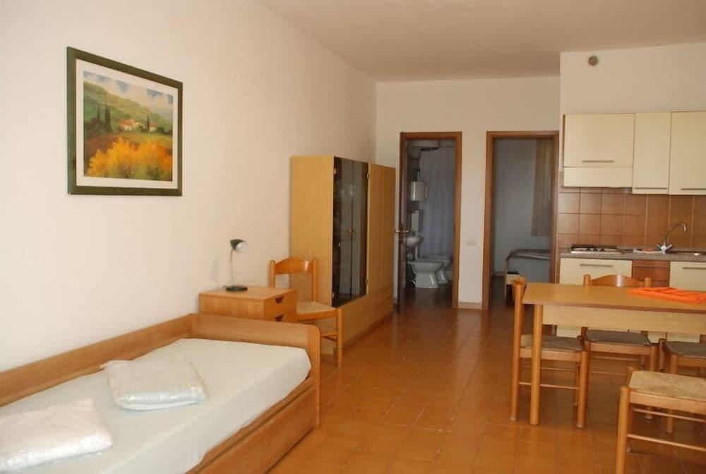 hotel image 10