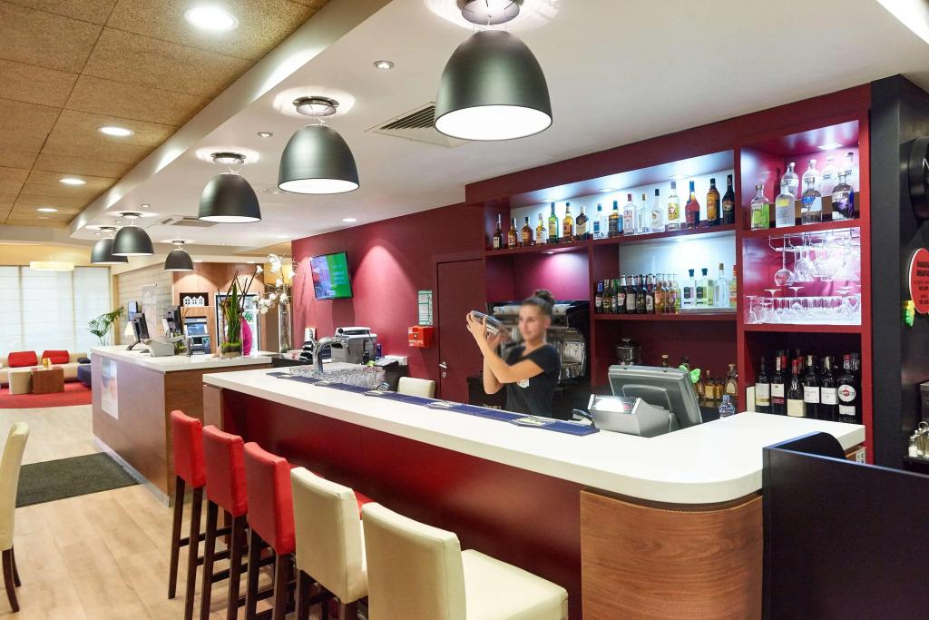 hotel image 10