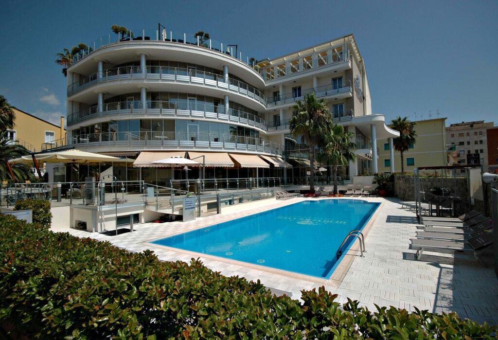 hotel image 11