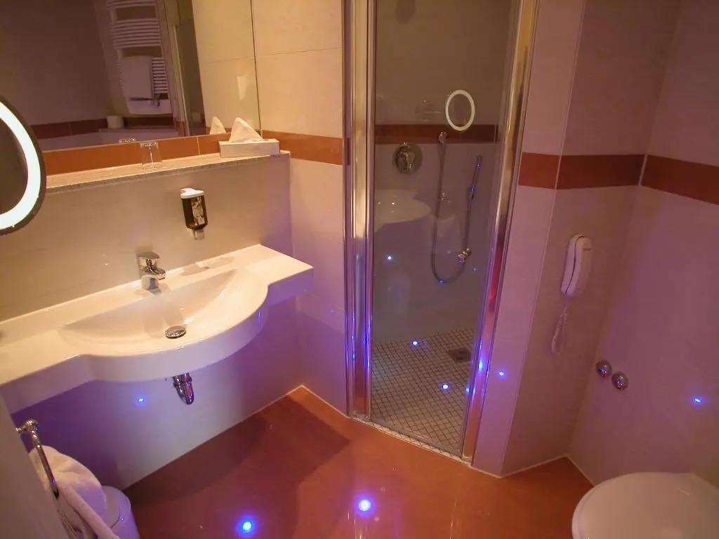 hotel image 10