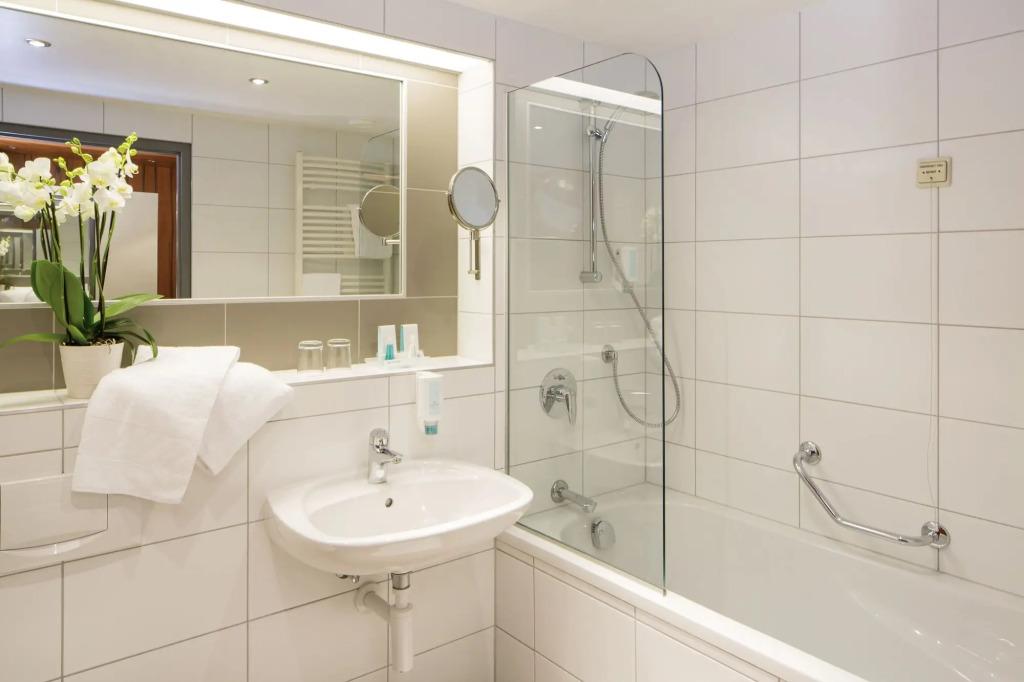 hotel image 16
