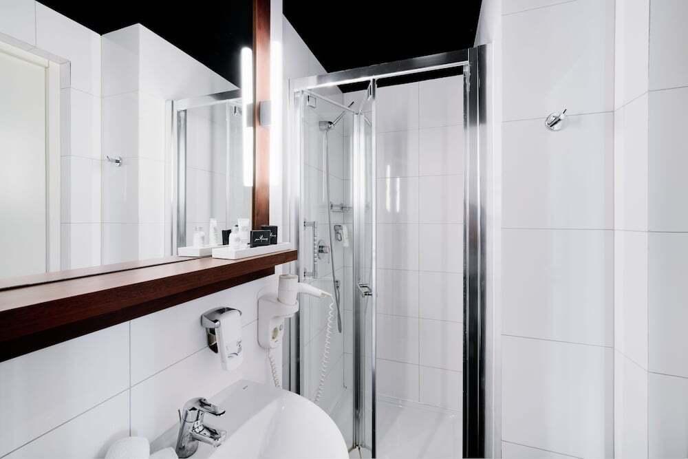 hotel image 16