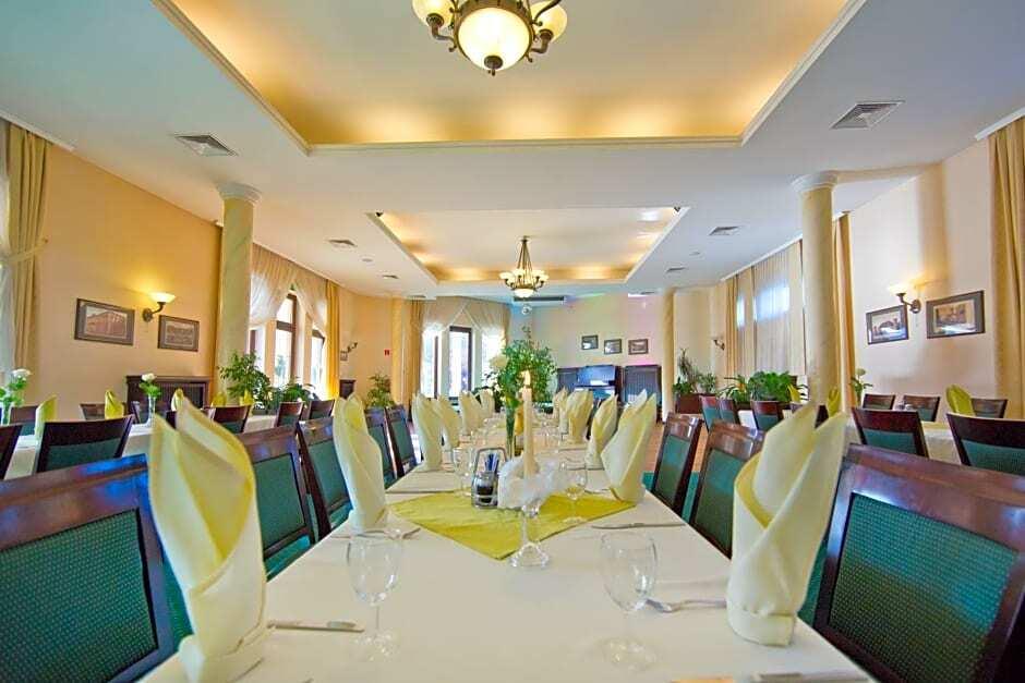 hotel image 9