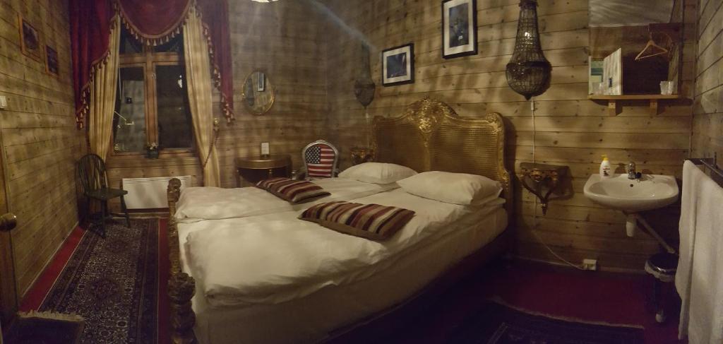 hotel image 11
