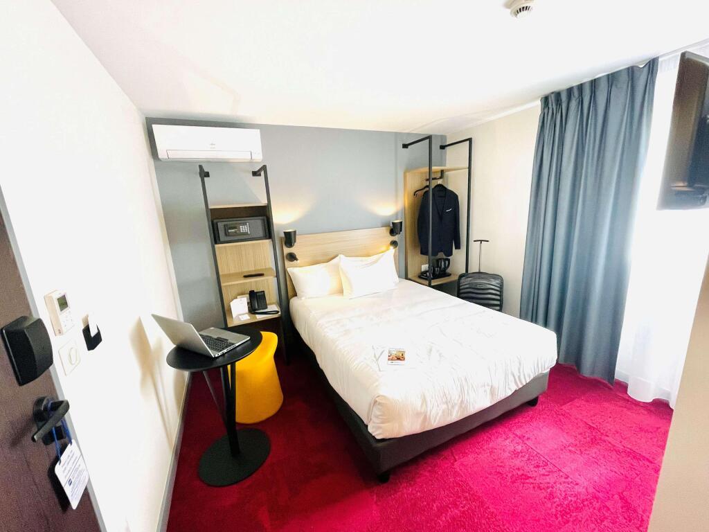 hotel
