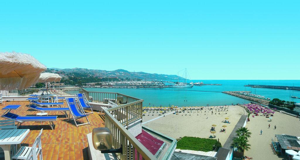 hotel image 36