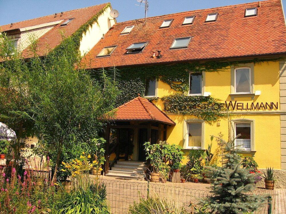 hotel image 12