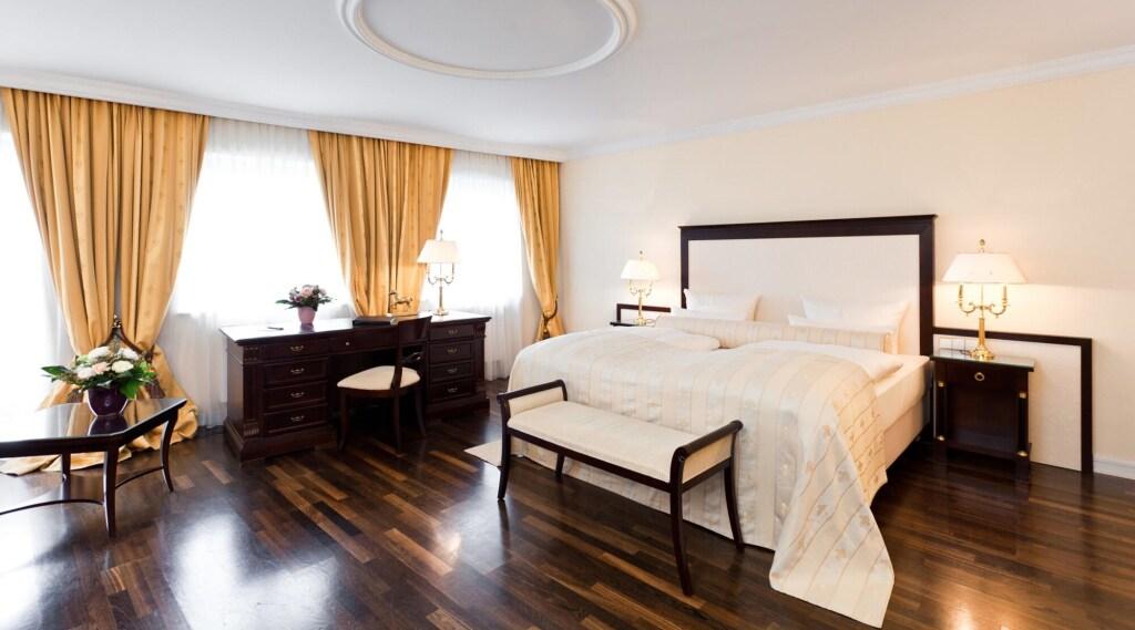 hotel image 7