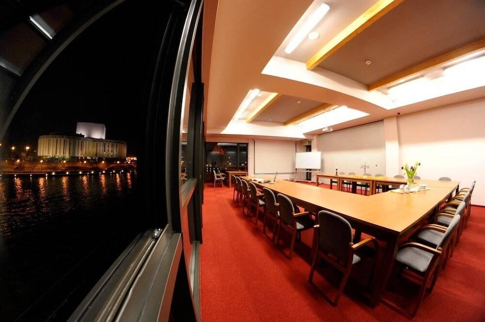 hotel image 16