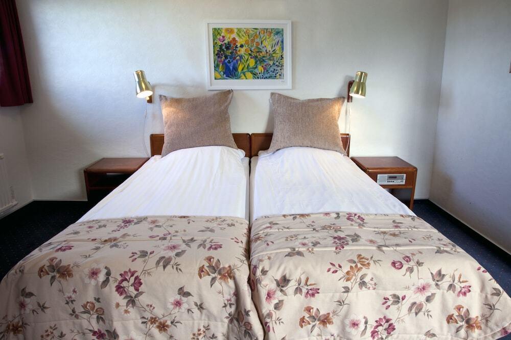 hotel image 13