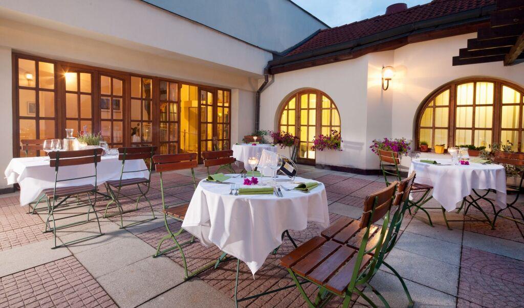 hotel image 11