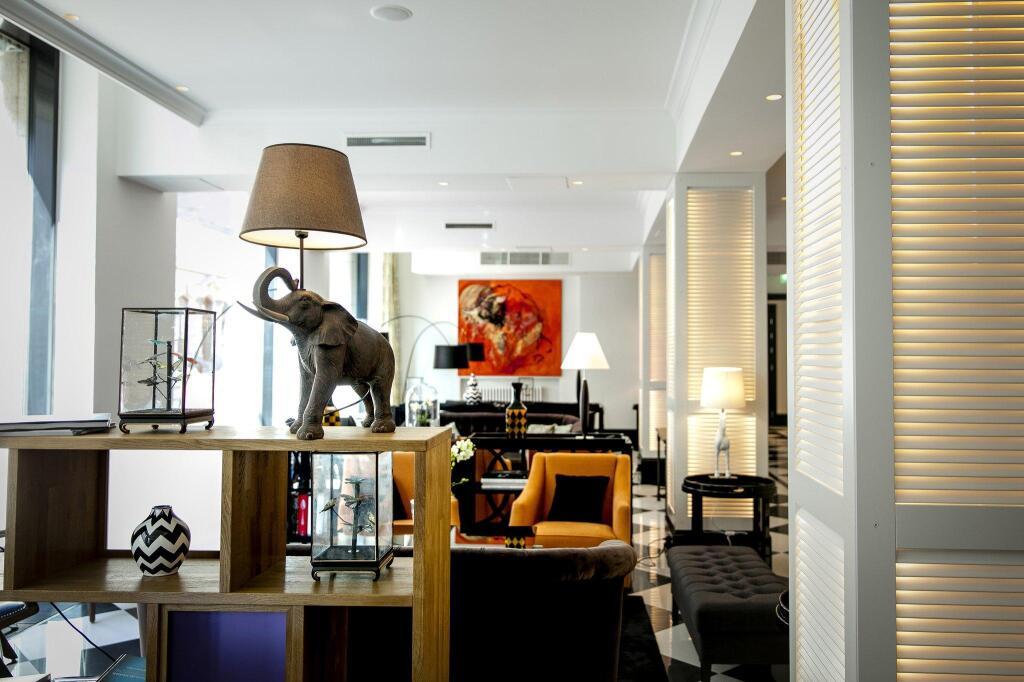 hotel image 10