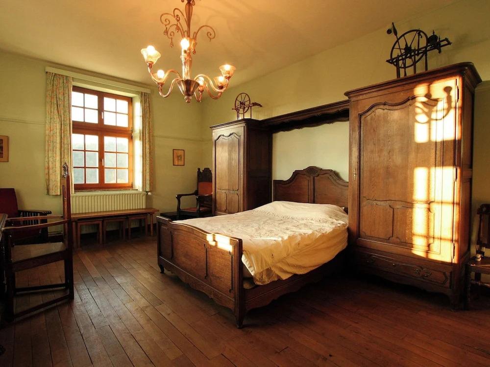 hotel image 10