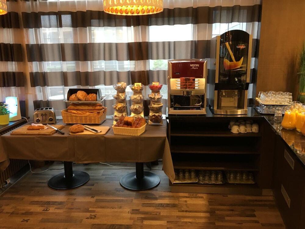 hotel image 11