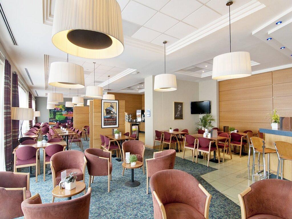 hotel image 13