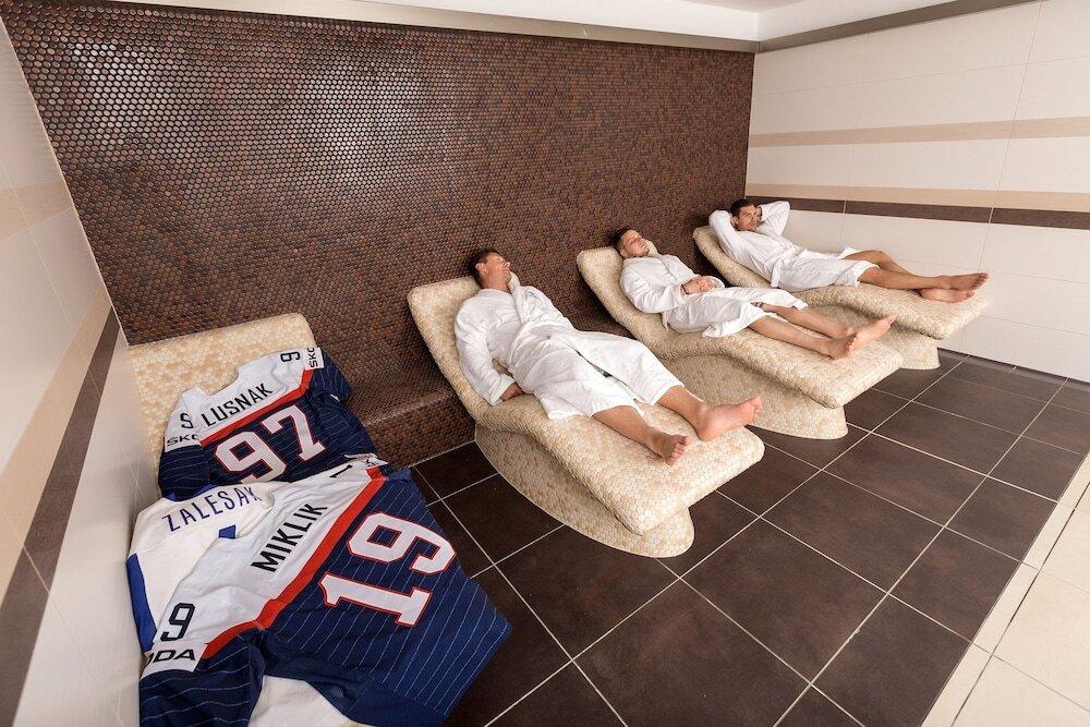 hotel image 10