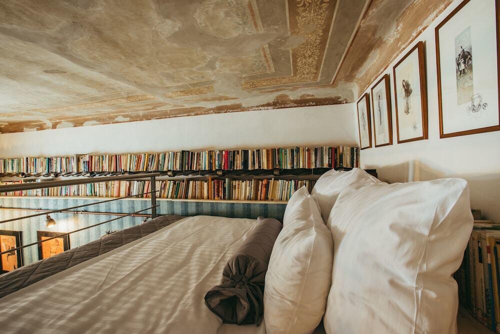 hotel image 23