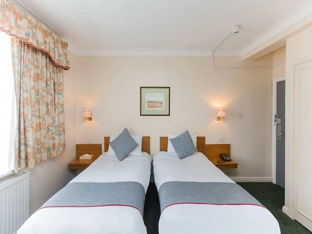 hotel image 7