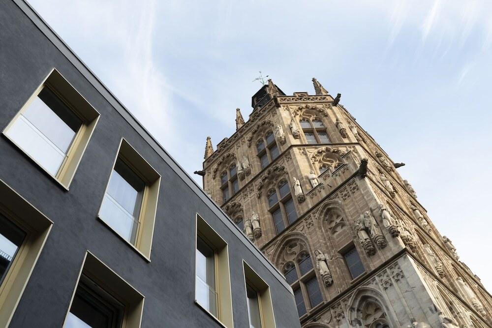 hotel image 13