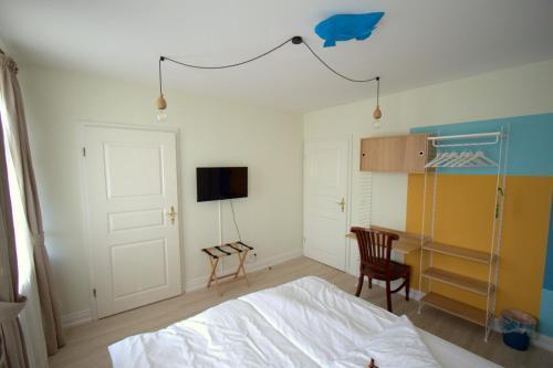 hotel image 10