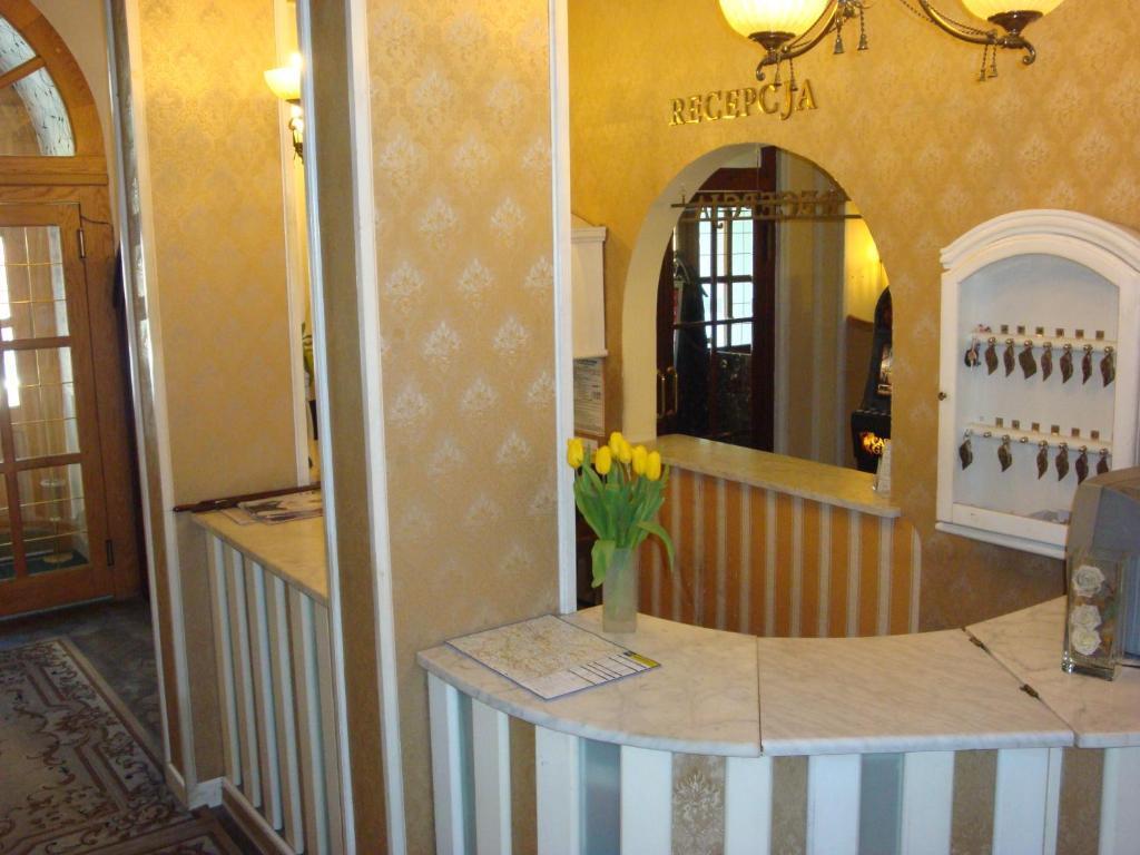 hotel image 9