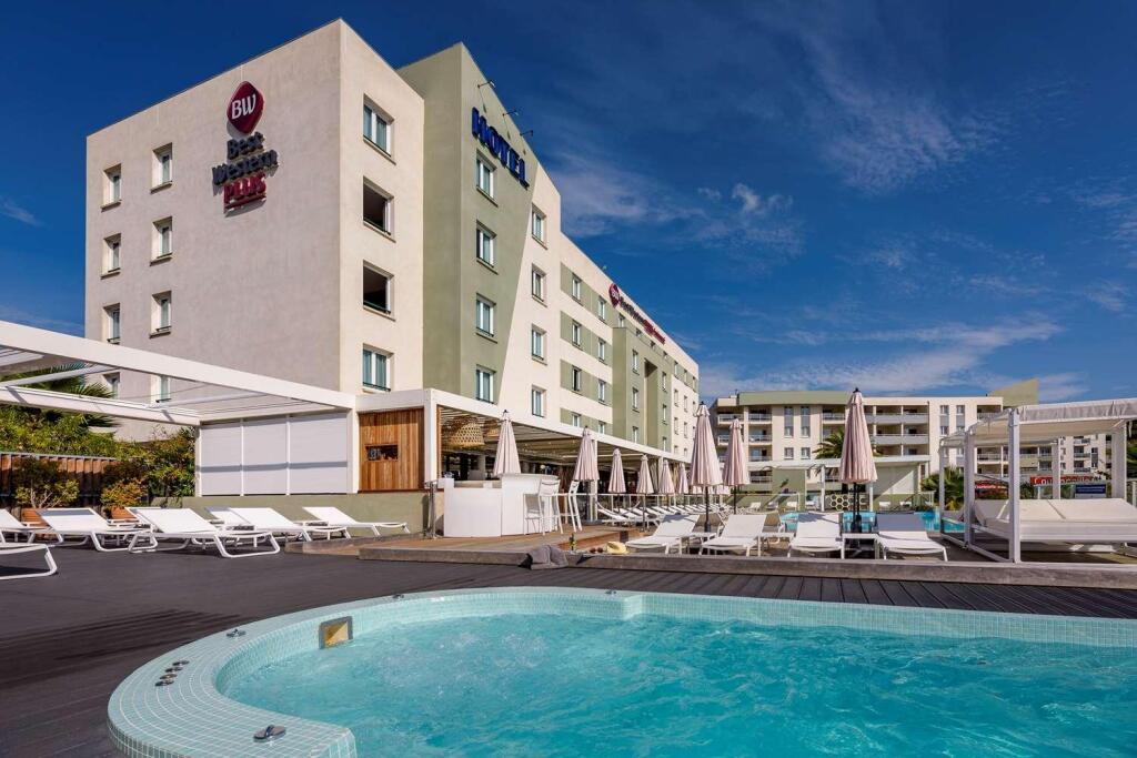 hotel image 13
