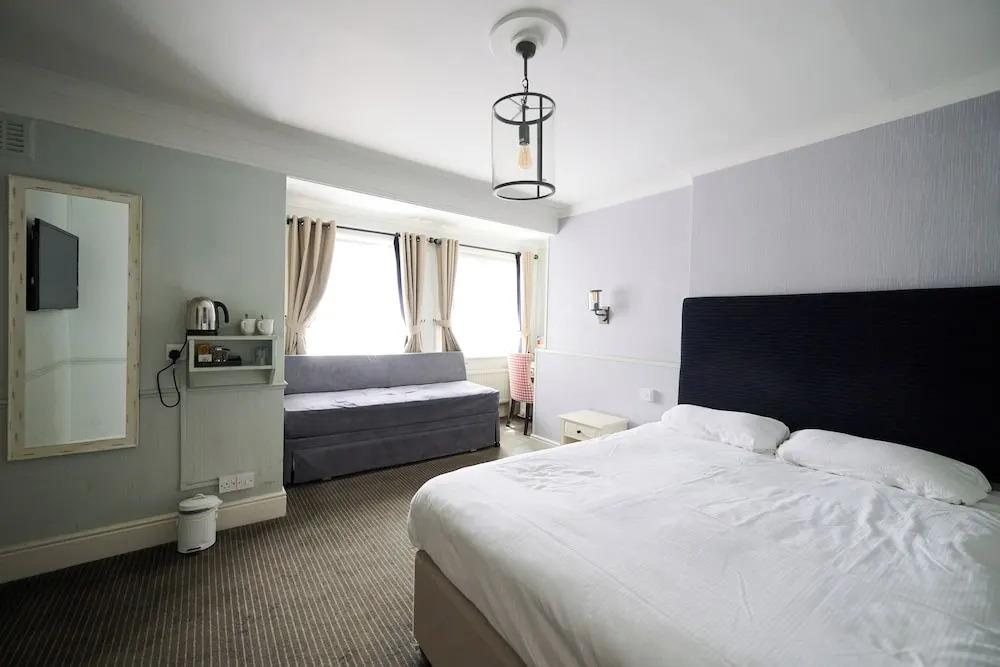 hotel image 12