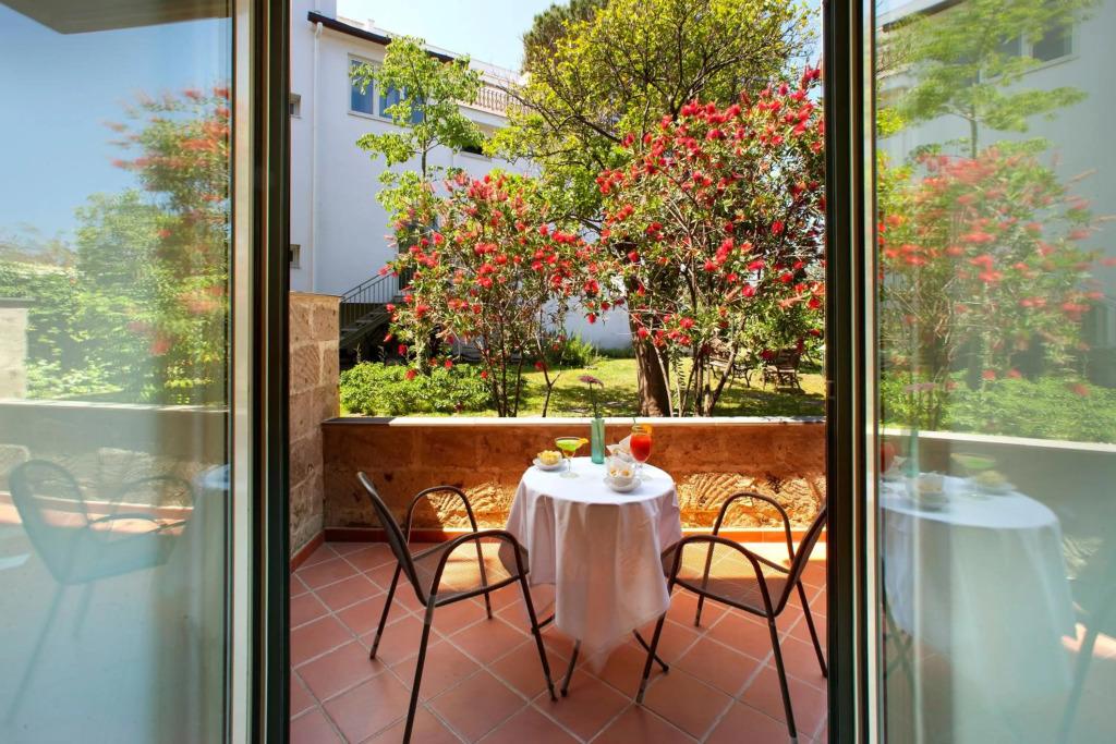 hotel image 15