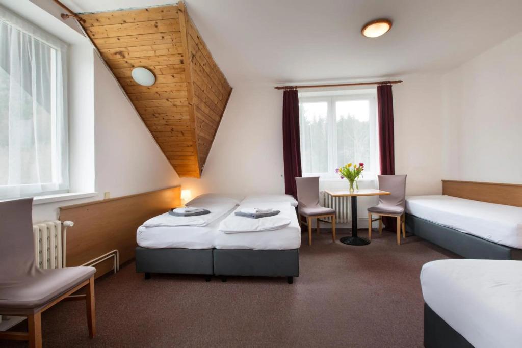 hotel image 10