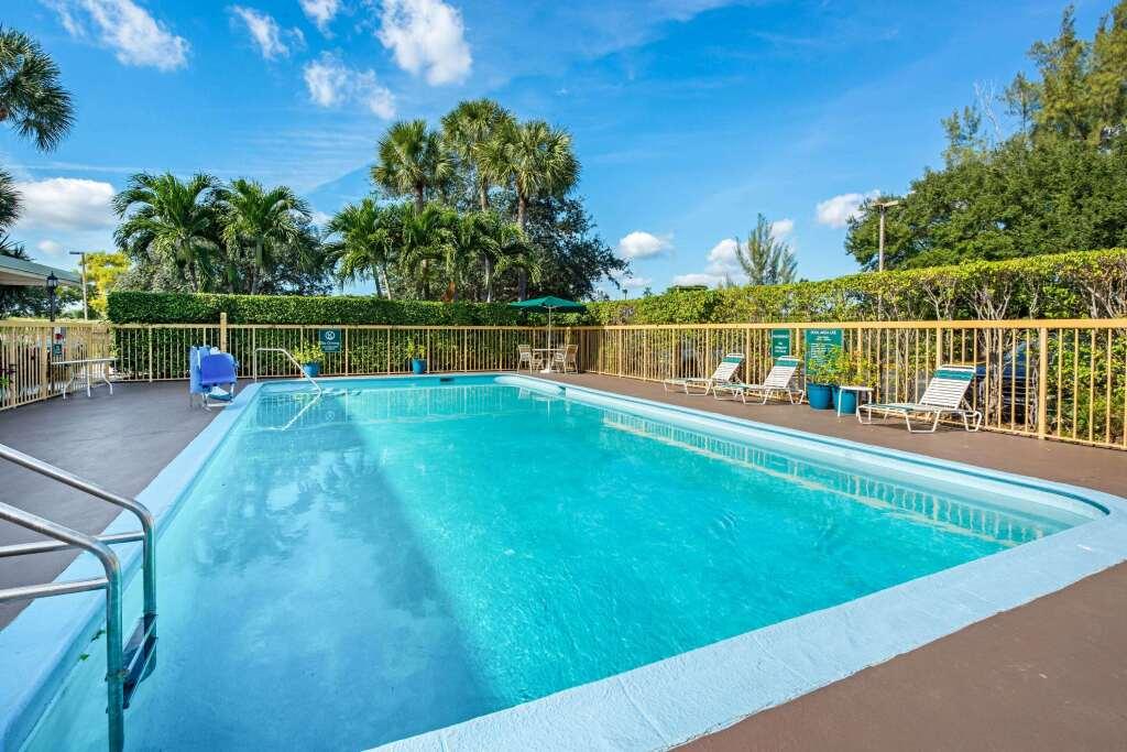 hotel image 8