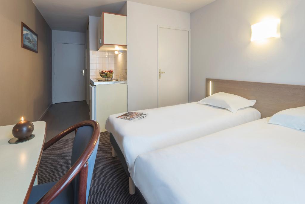 hotel image 16