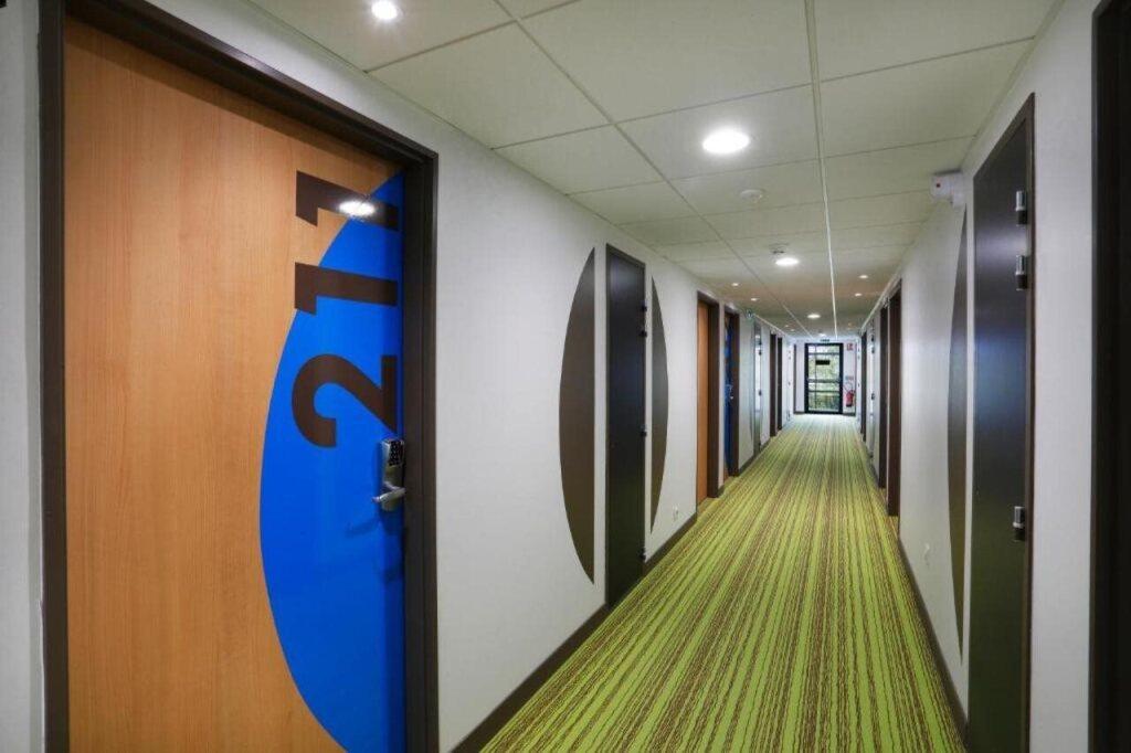 hotel image 9