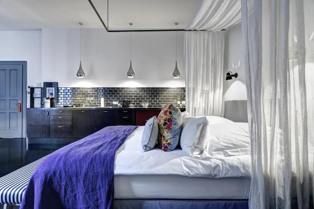 hotel image 8